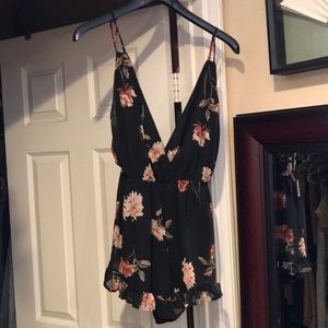 Women’s S Floral Romper